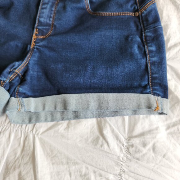 Butt, I Love You Wax Jean Size M Dark Denim Rolled Cuff Mid-Rise Shorts STRETCH - Picture 7 of 10